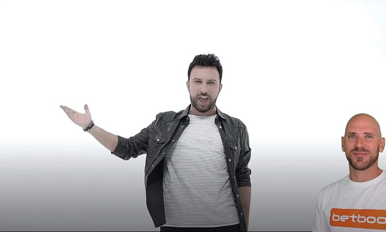 Johnny Sins Türkçe Müzik Tepkisi, Ünlü Fenomenden Şarkılara Yorumlar